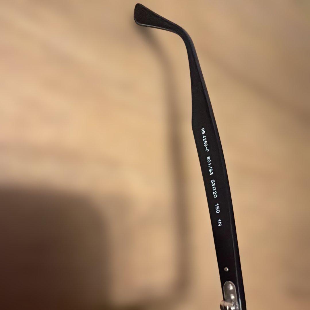 【美品】RB4259F 601/93 レイバン サングラス