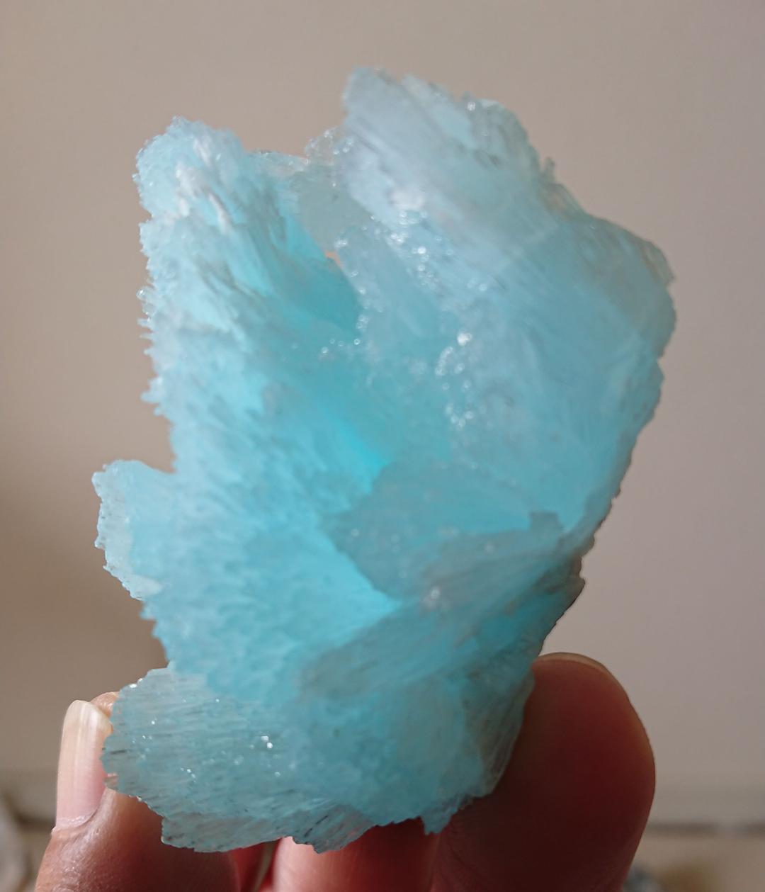 アラゴナイト 原石 天然石 アクアマリンブルー　鉱物