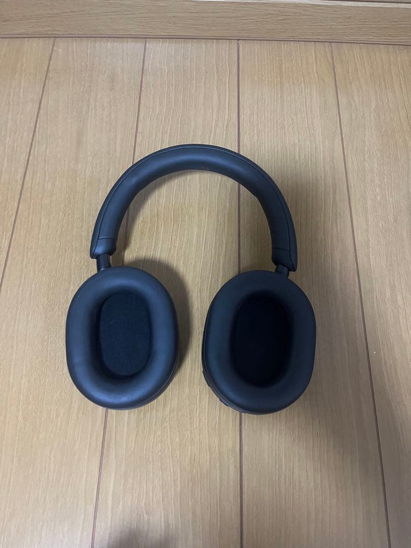 ブラック ワイヤレスヘッドセット キャリングケース付き値下げ可能