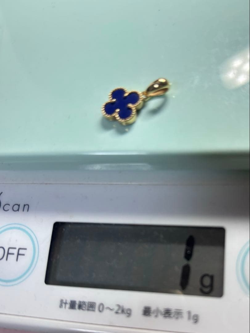 ペンダントトップ　四つ葉クローバーk18 オニキス18金　刻印