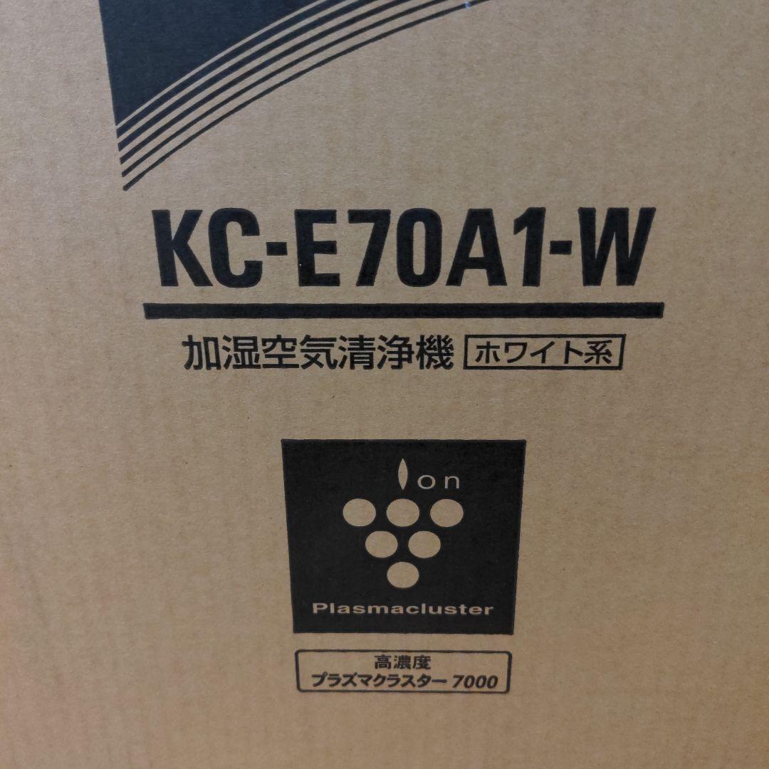 シャープ 加湿空気清浄機 プラズマクラスター搭載 ホワイト KC-E70A1-W