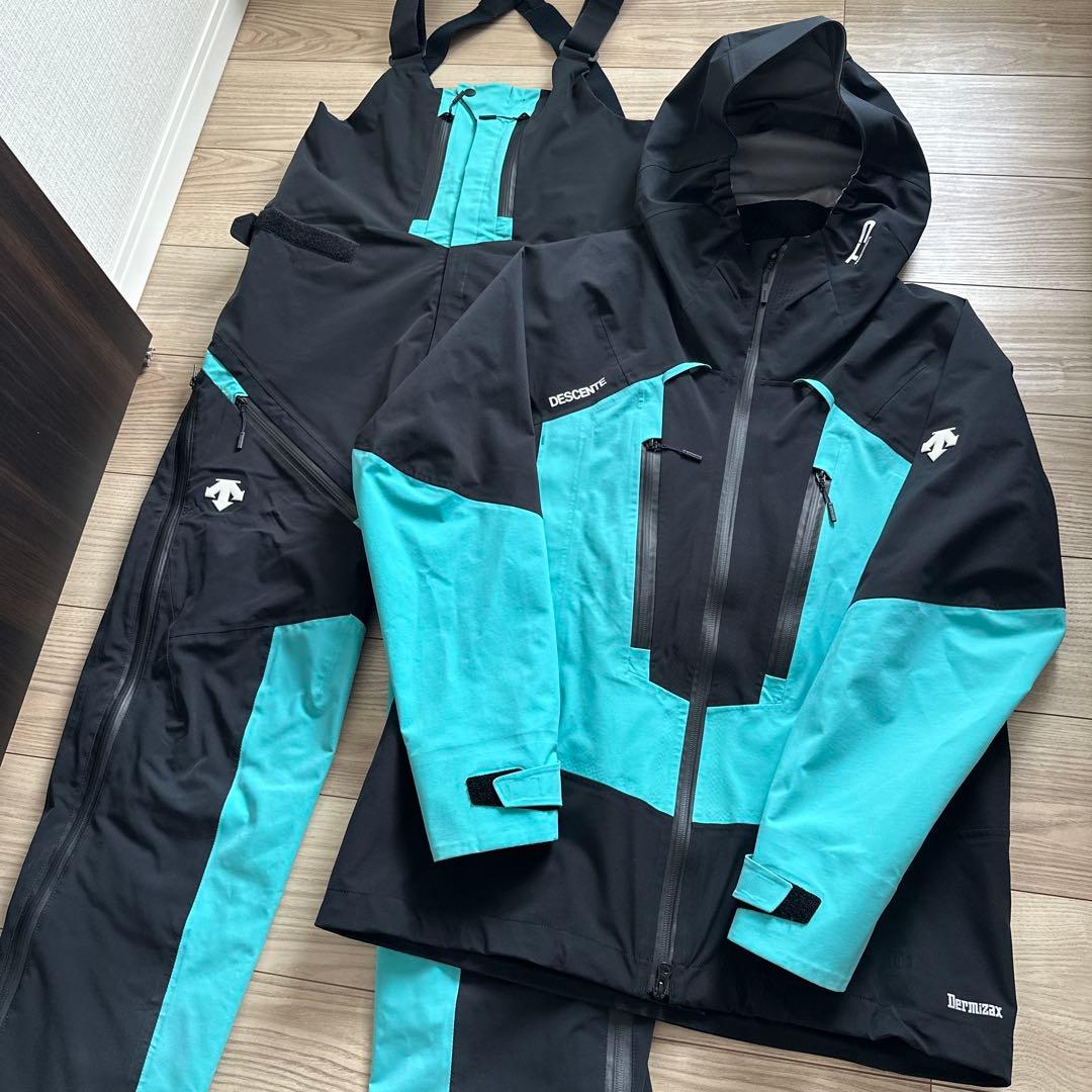 専用　DESCENTE スキーウェア　上下セット　L サイズ　デサントチーム