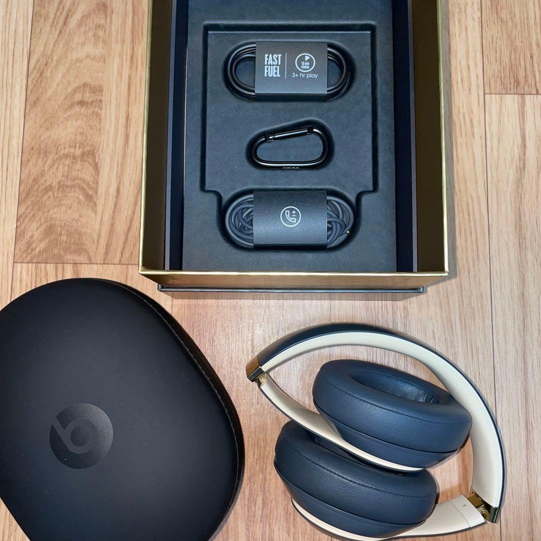 Beats by Dr. Dre ブルートゥースヘッドホン MXJ92PA/A…