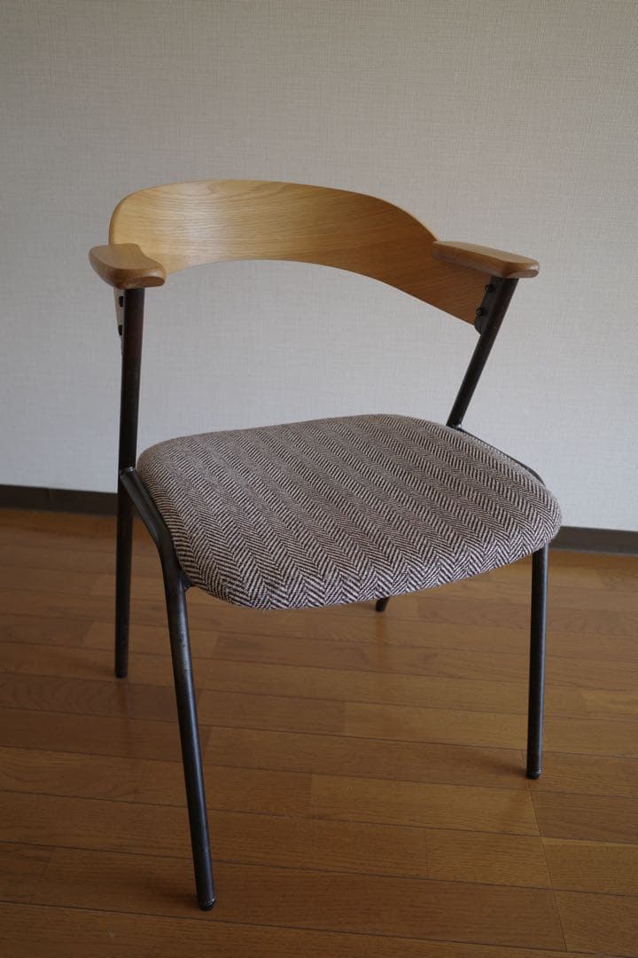 ダイニングチェア danis short arm chair NT