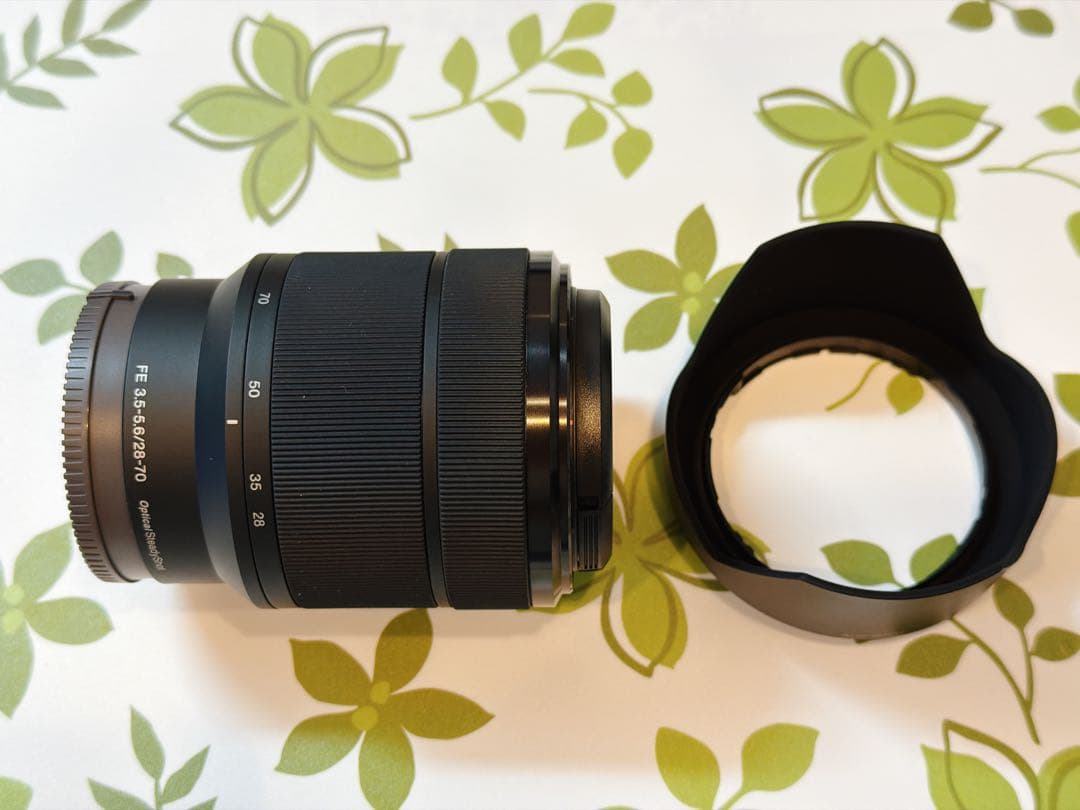 【美品】SONY α7 ILCE-7 ミラーレスカメラ 一眼 レンズキット