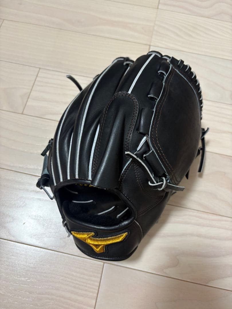 こ*け様 ミズノプロ 硬式グローブ 右投手用 11サイズ