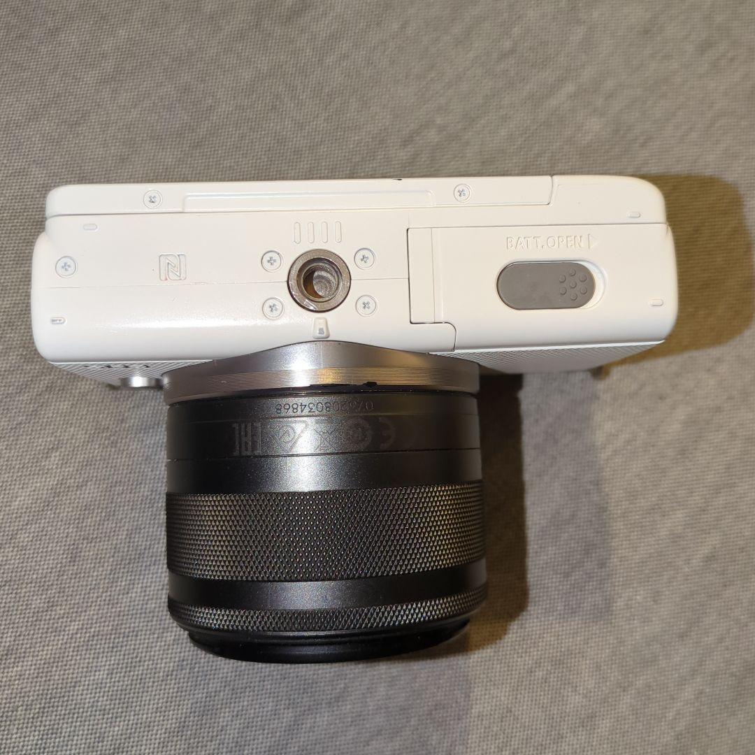 CanonEOS M100ホワイト