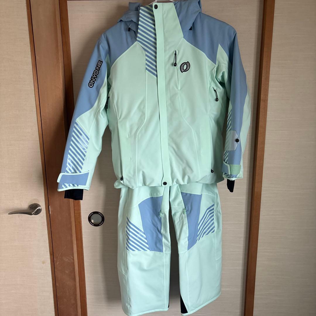 ONYONE スキーウェア ミントグリーン