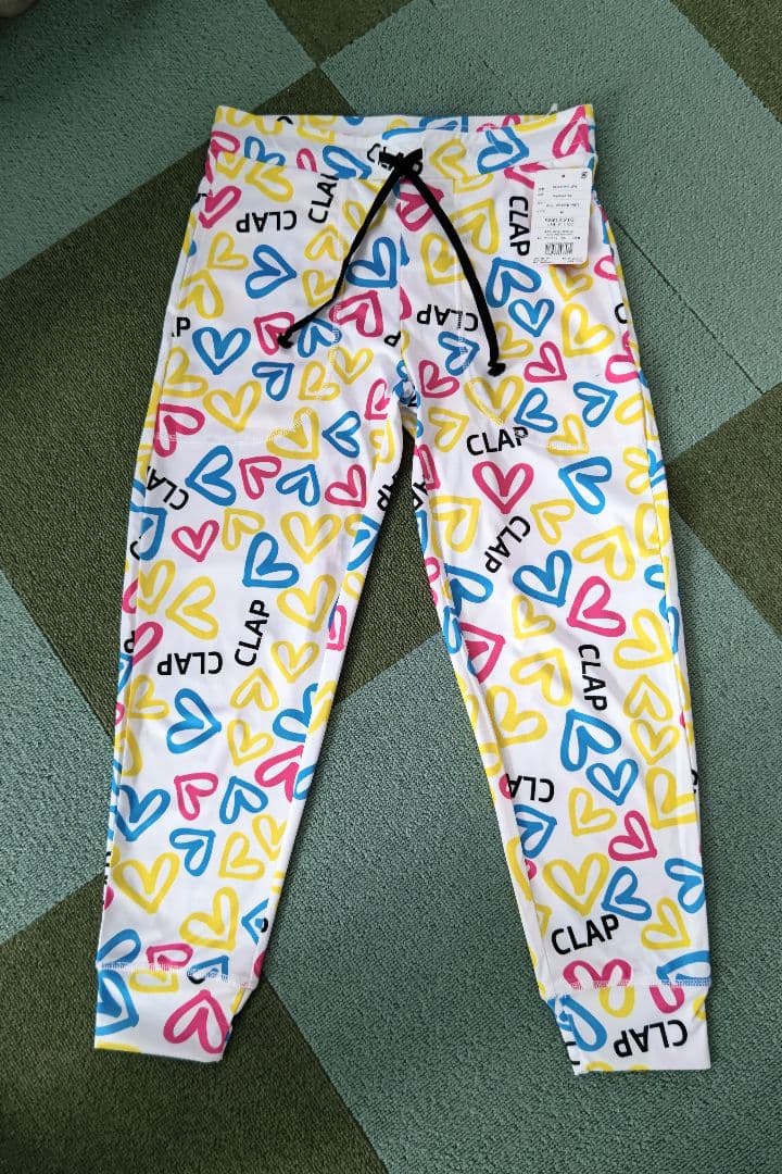 clap クラップ　百貨店限定　LIMITED ハートハートクロップドパンツ