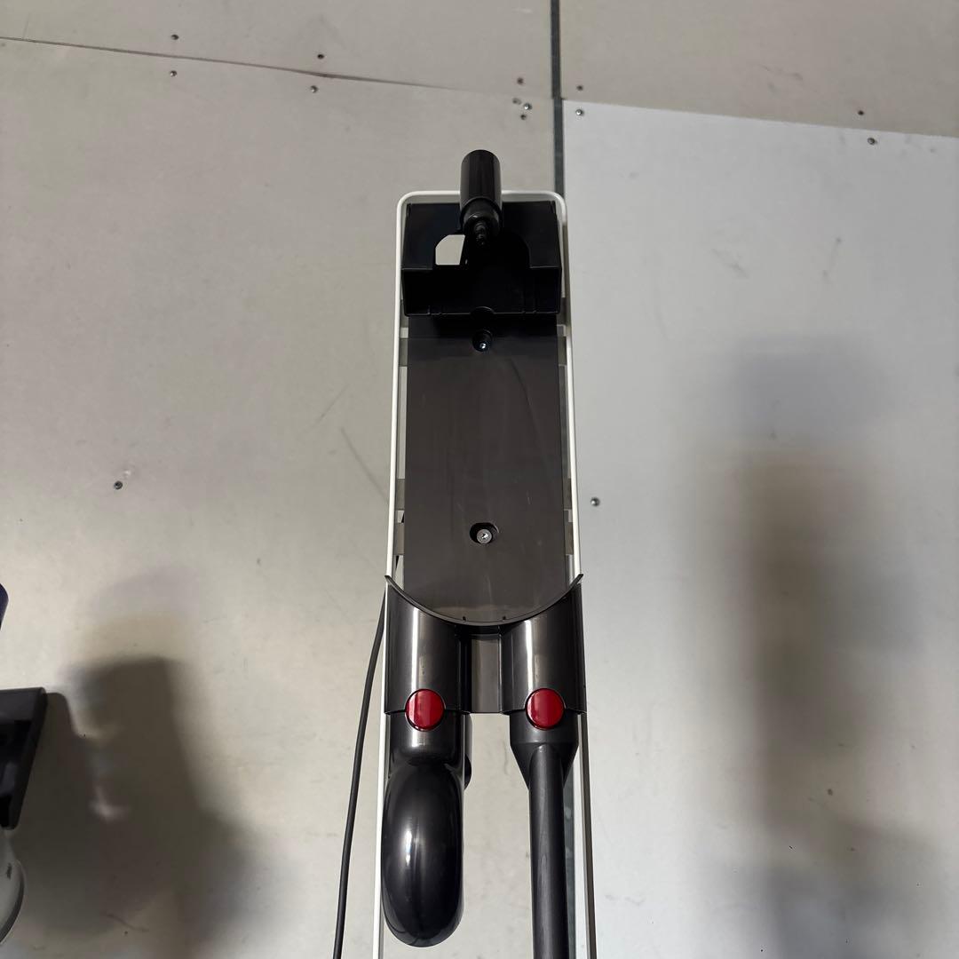 ダイソン dyson V7 fluffy スタンド付