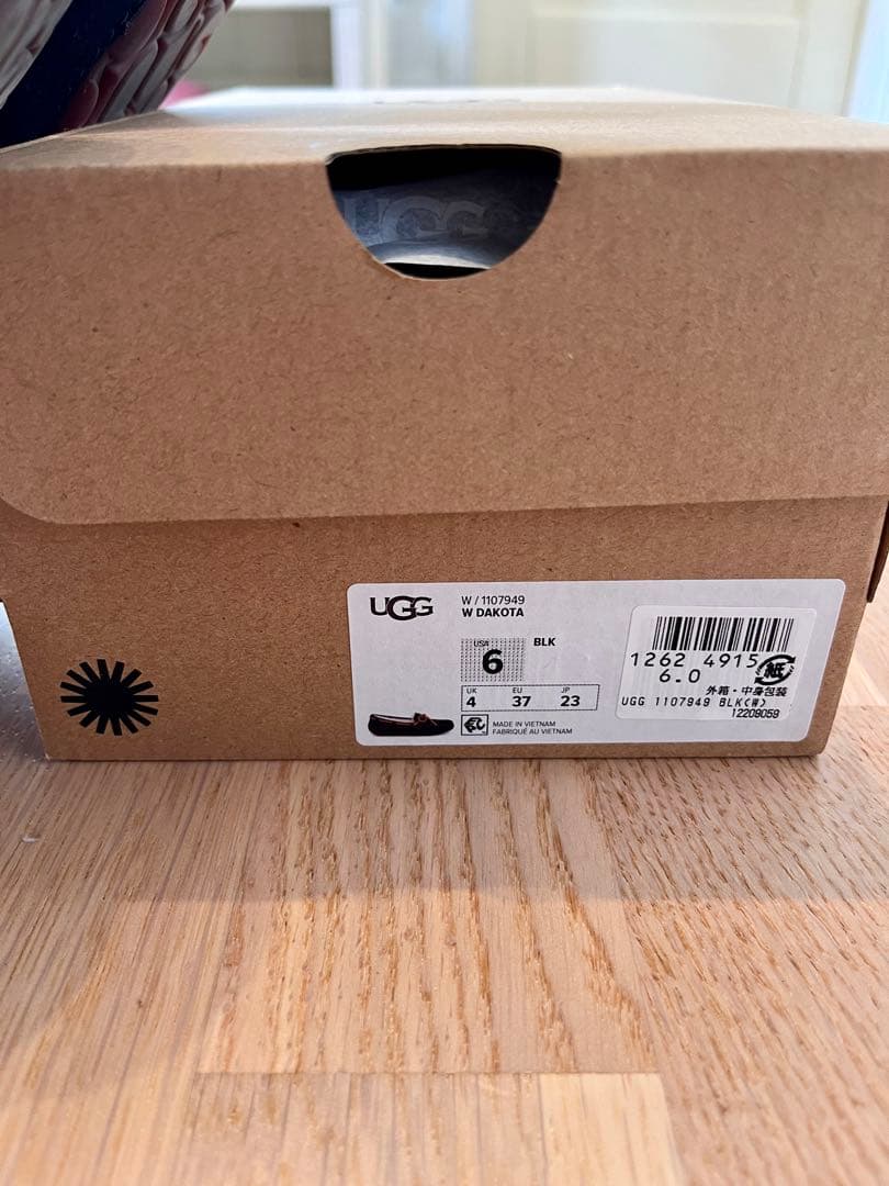 UGG ブラック モカシン　超美品