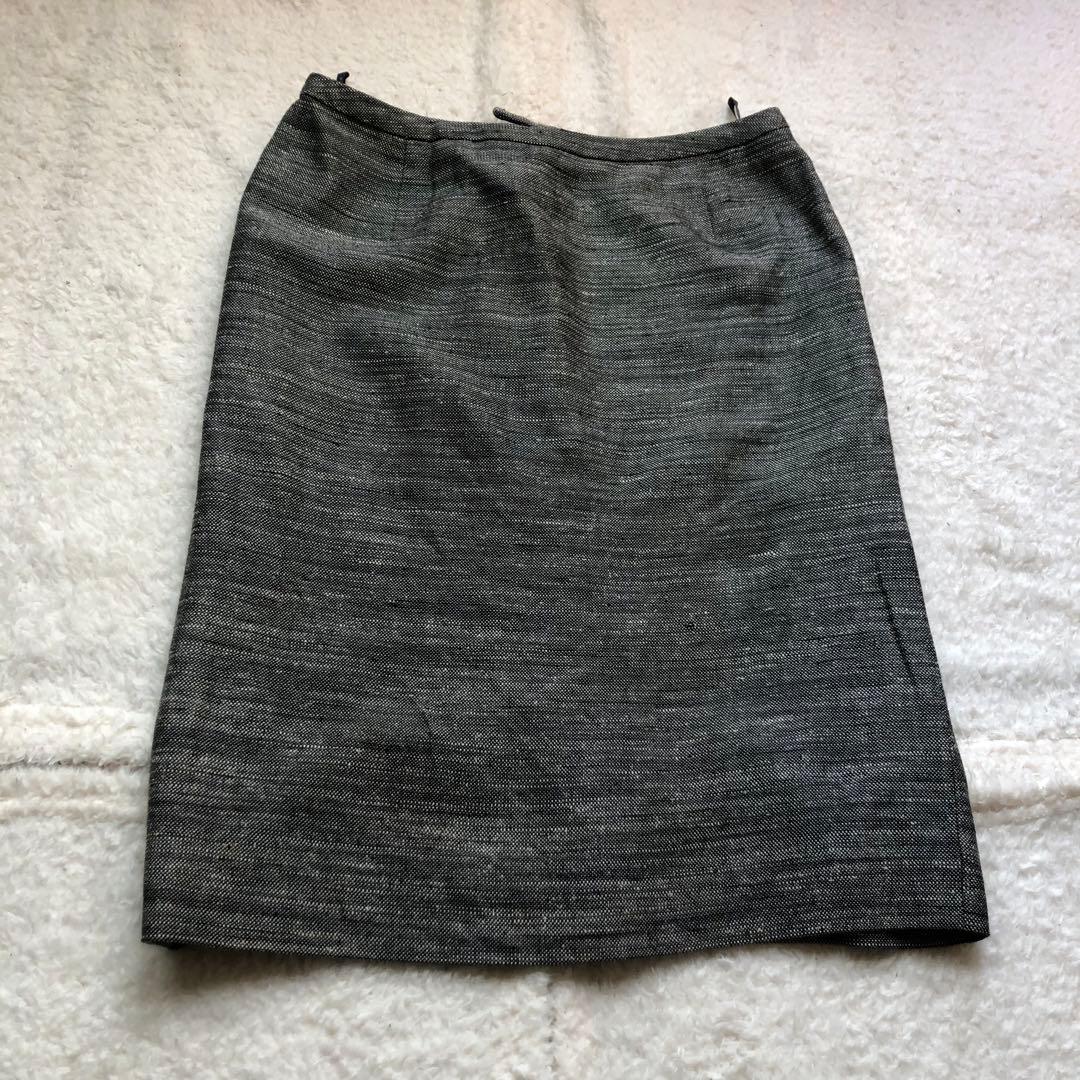 大きいサイズ バーバリー グレー スカートスーツ セットアップ ウール、絹、麻