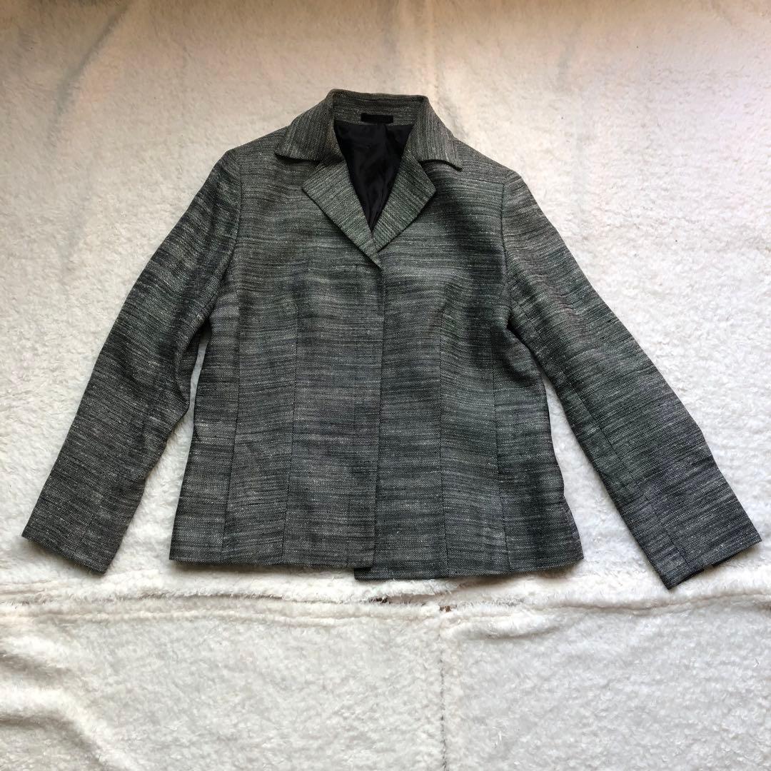 大きいサイズ バーバリー グレー スカートスーツ セットアップ ウール、絹、麻