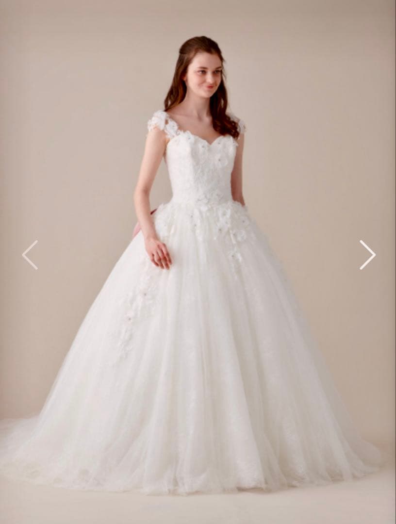 【美品】ウェディングドレス Barbie フラワーレース