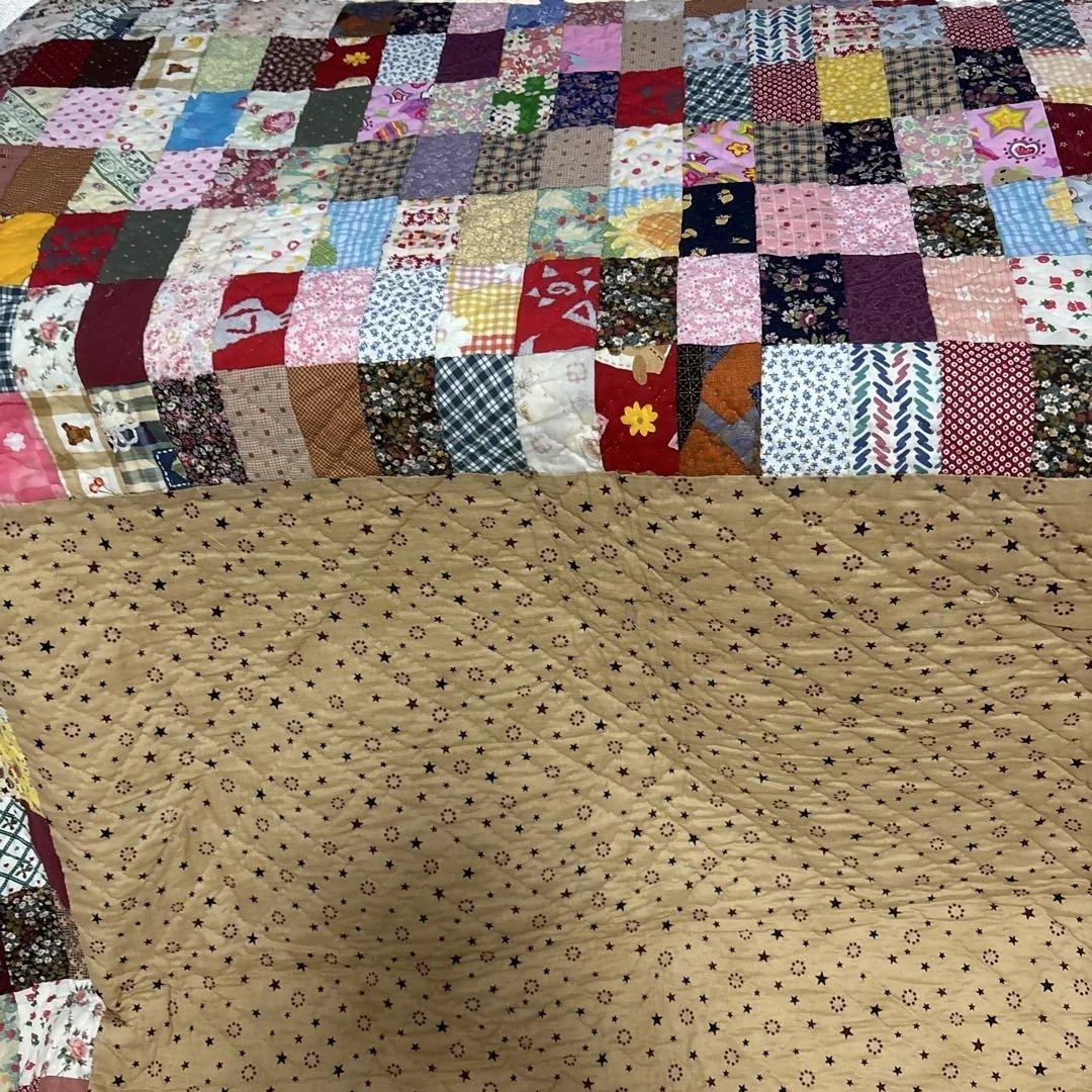ハンドメイド　パッチワークキルト マルチカバー　こたつカバー　190cm角