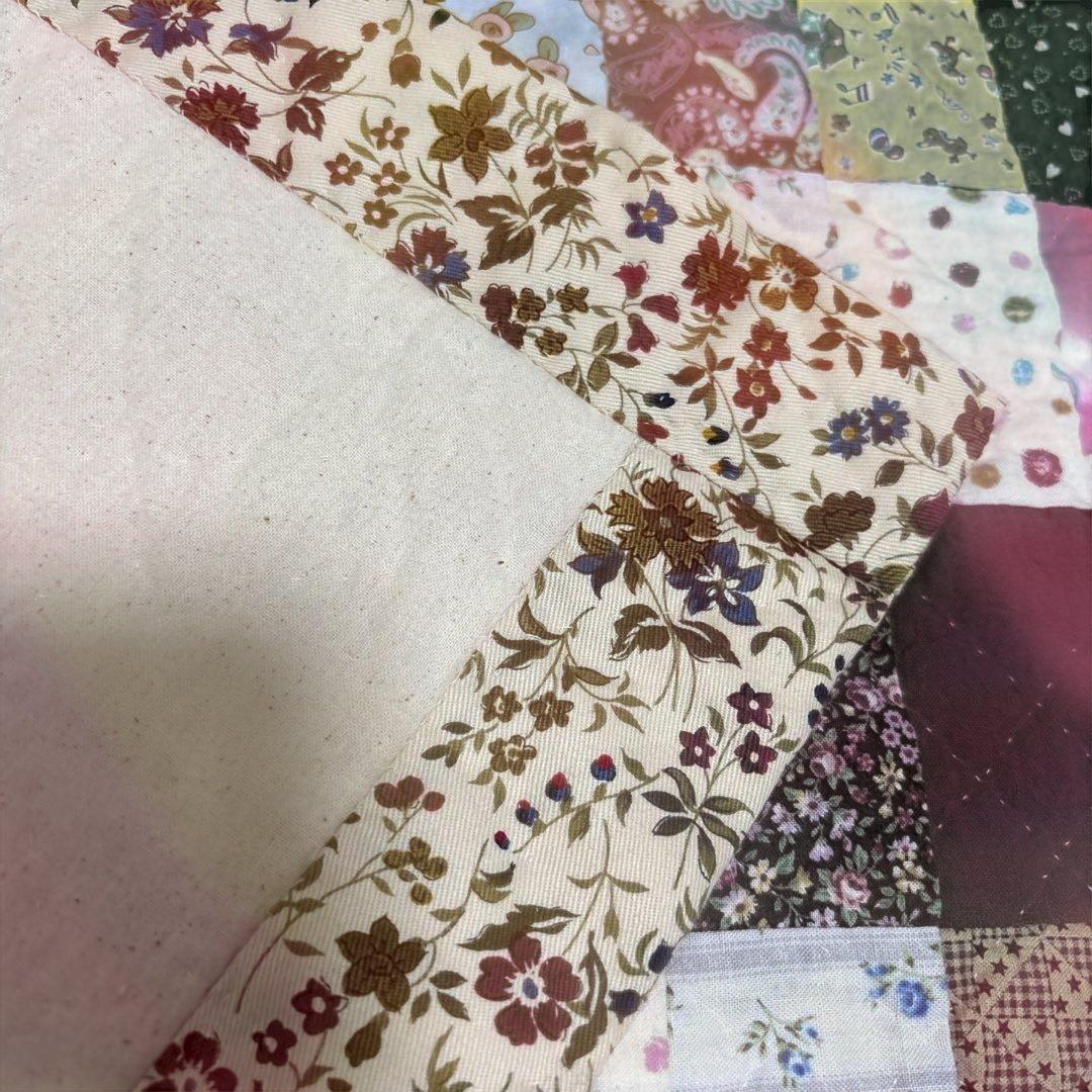 ハンドメイド　パッチワークキルト マルチカバー　こたつカバー　190cm角