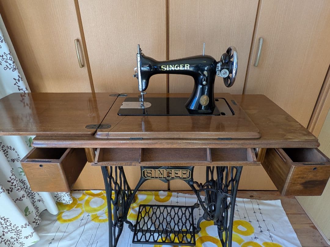 【ももさん専用】SINGER　足踏み式ミシン(アンティーク品)