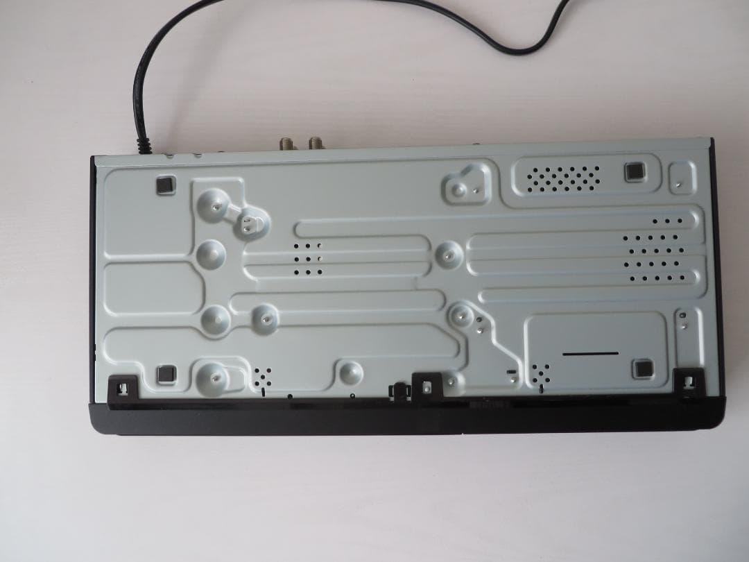 東芝ブルーレイレコーダー DBR-T1010 3D対応品 2023年製 完動美品