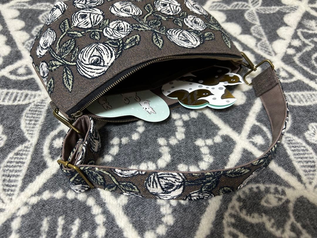 スマイル 様 rosy コロりんポシェット