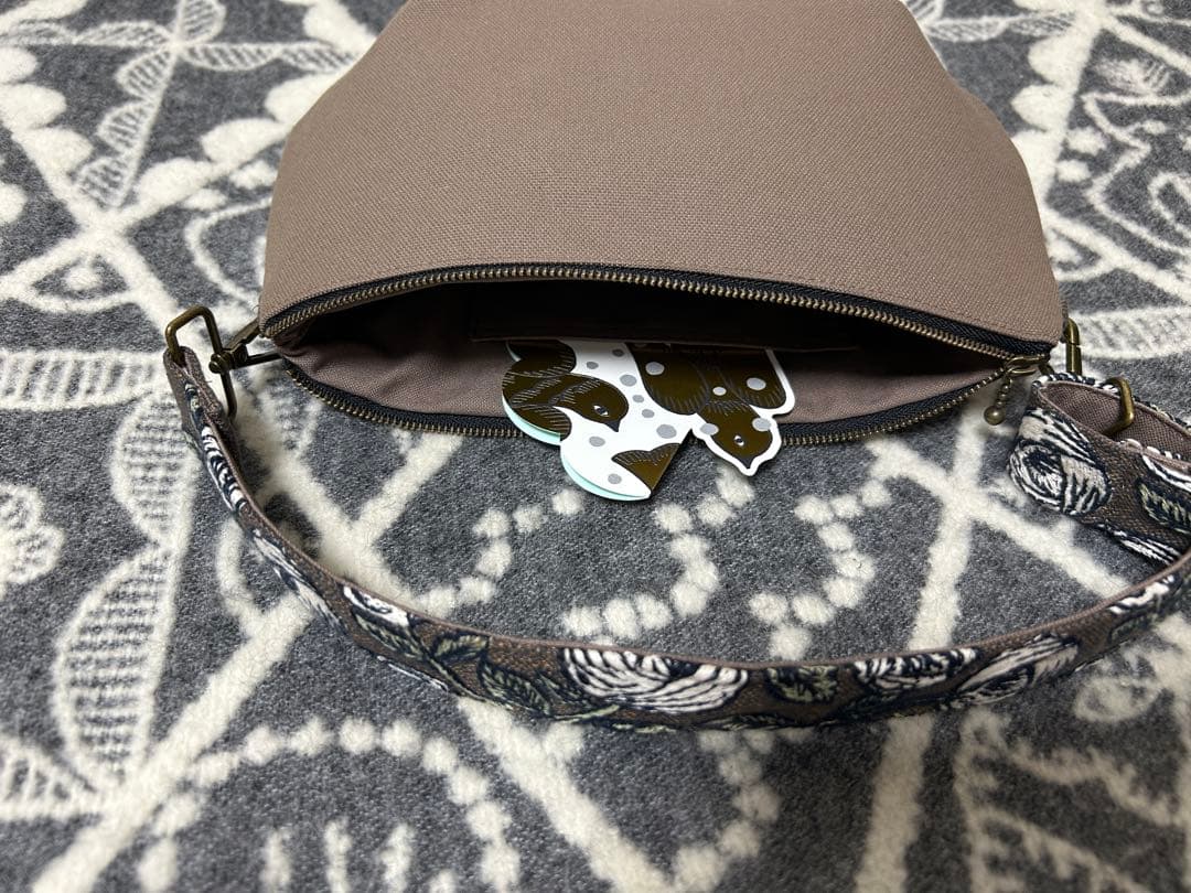 スマイル 様 rosy コロりんポシェット