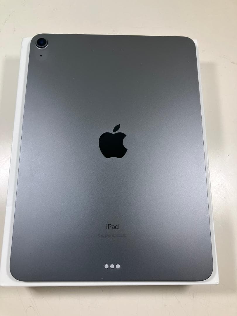 ipad　air4　64GB シルバー　Wi-Fiモデル　中古品