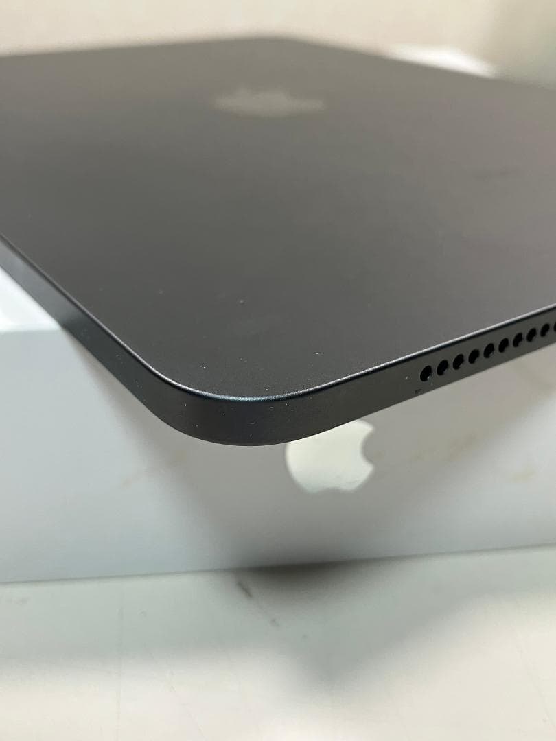 ipad　air4　64GB シルバー　Wi-Fiモデル　中古品