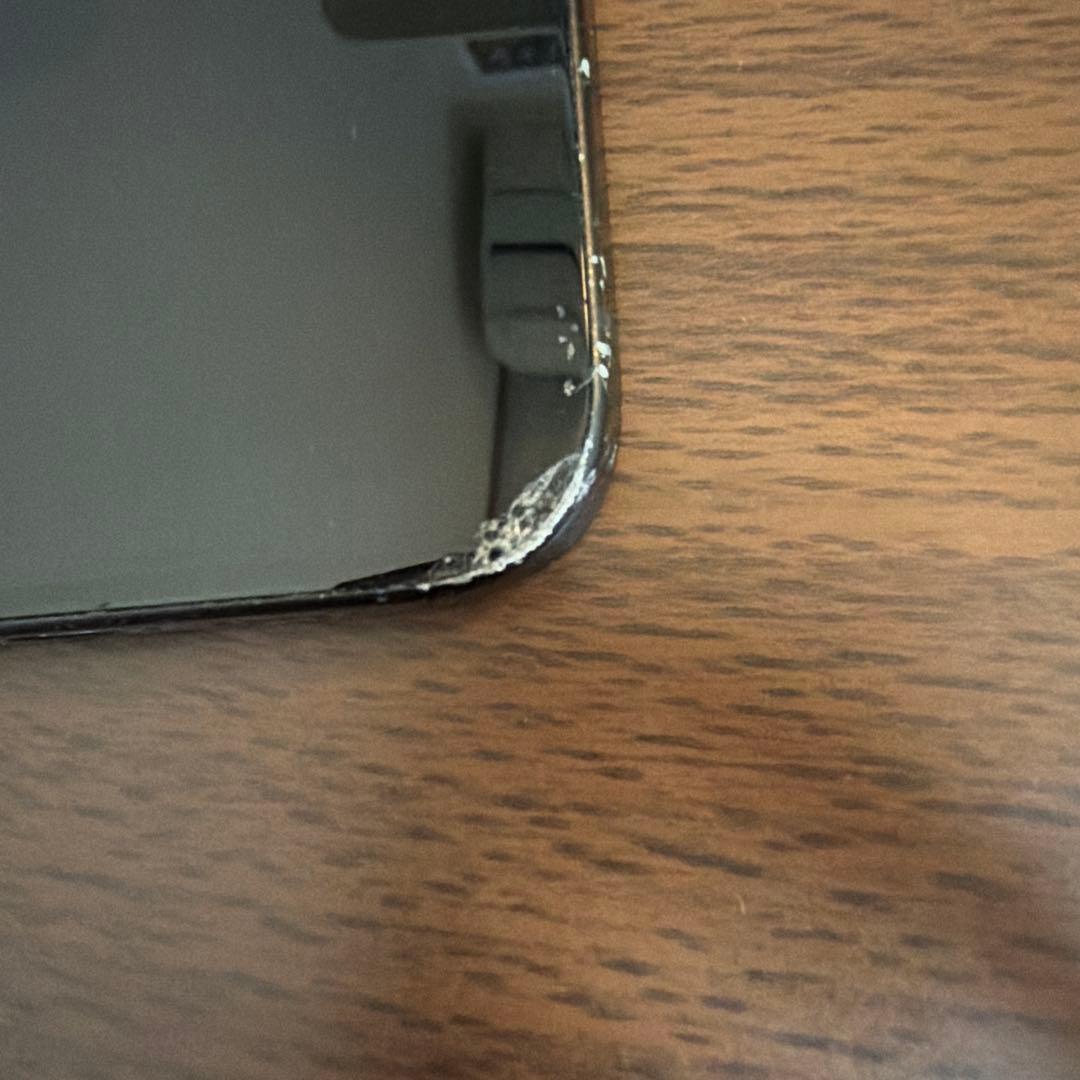 iPhone15plus、256GB、1年ほど使用済み、機能不備なし