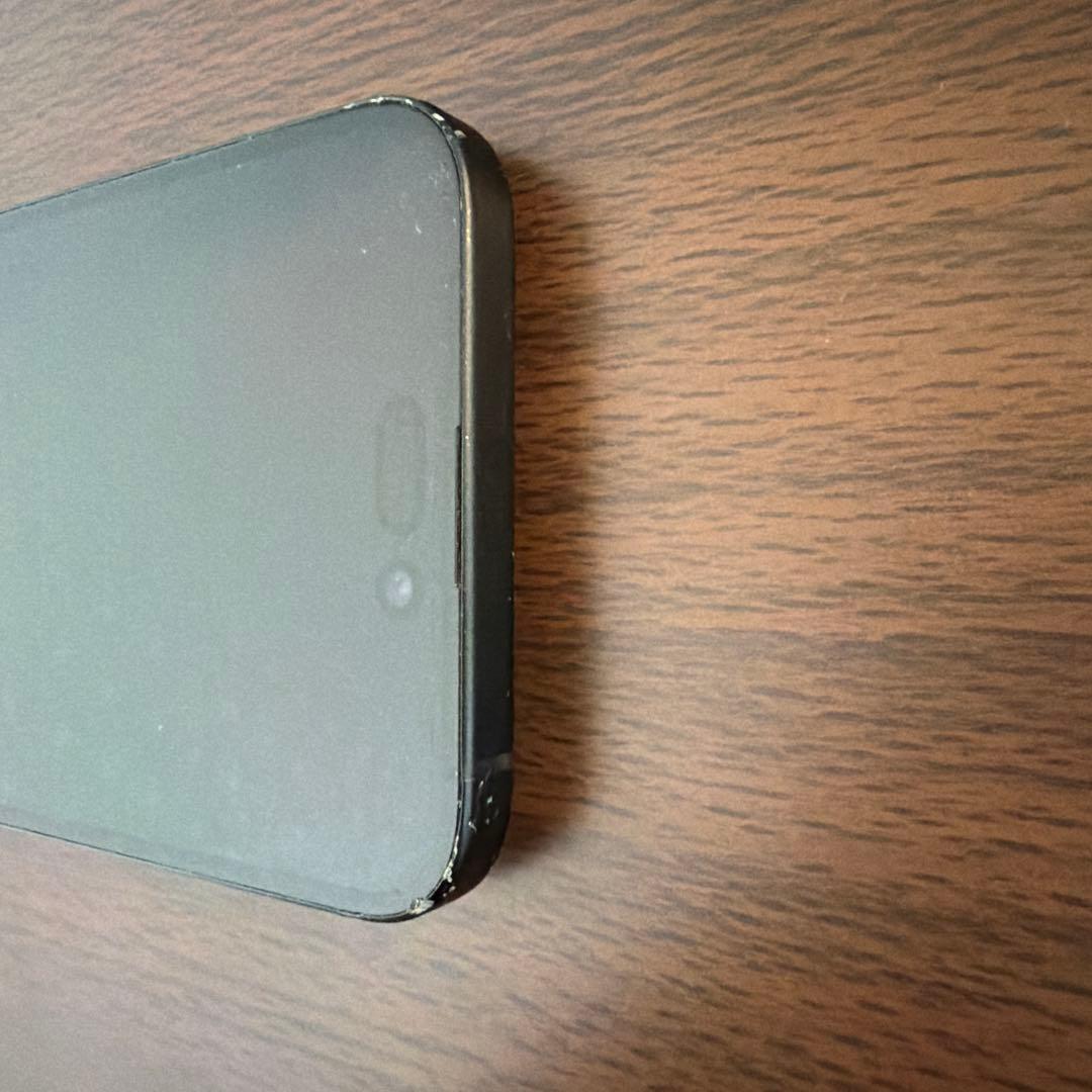 iPhone15plus、256GB、1年ほど使用済み、機能不備なし