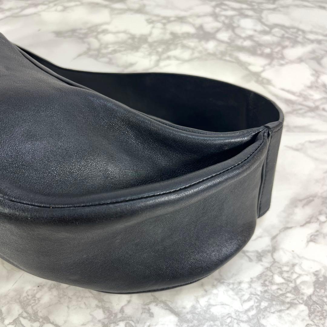 コ*モ様 COS コス ボディバッグ 羊革 プリーツベルトバッグ 黒 closs