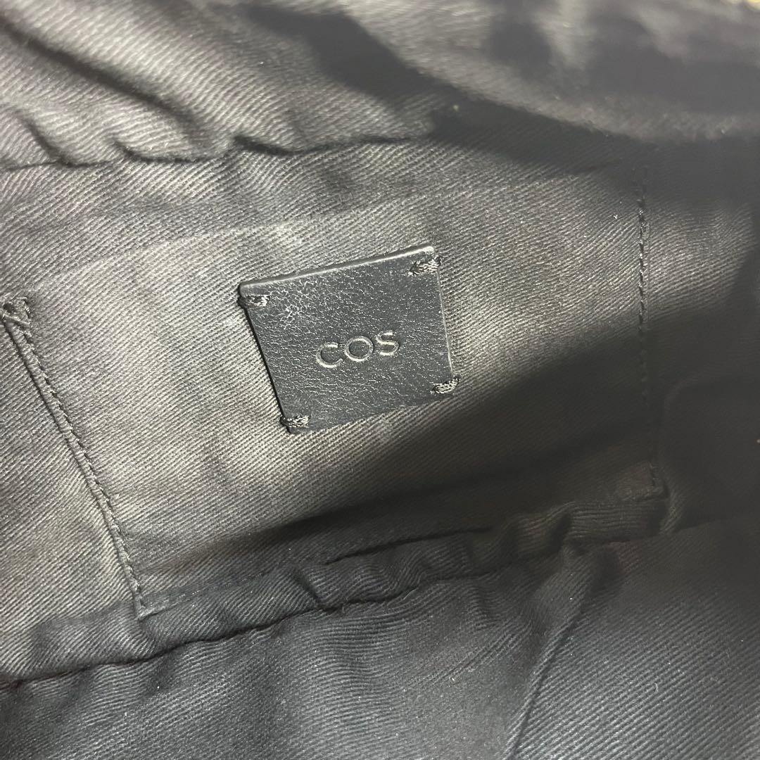 コ*モ様 COS コス ボディバッグ 羊革 プリーツベルトバッグ 黒 closs