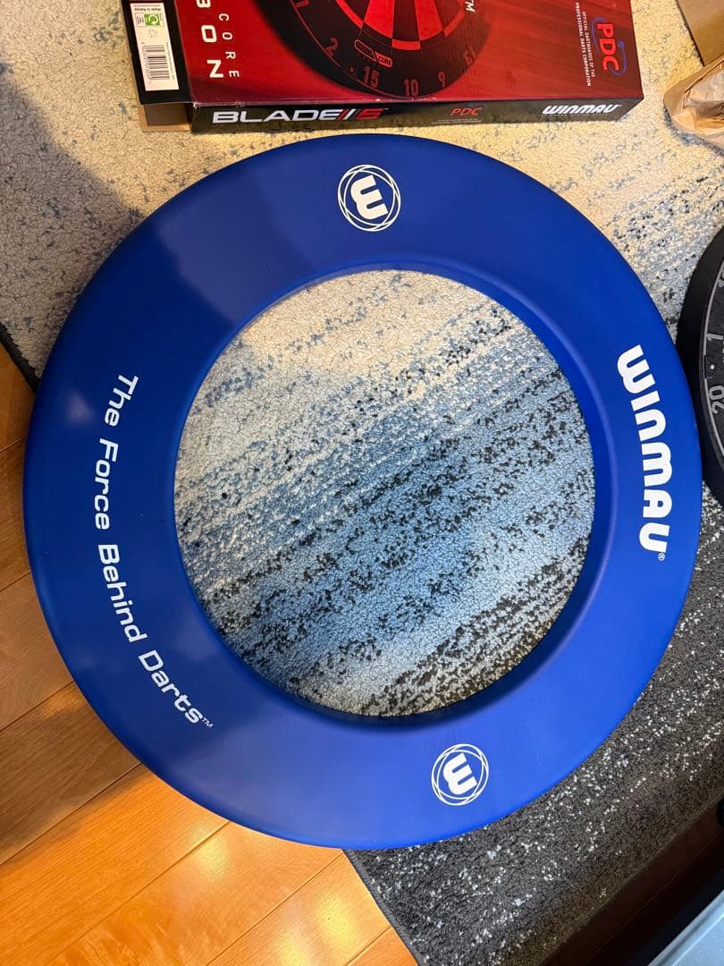 Winmau Blade 6 ダーツボード PDC認定 サラウンド