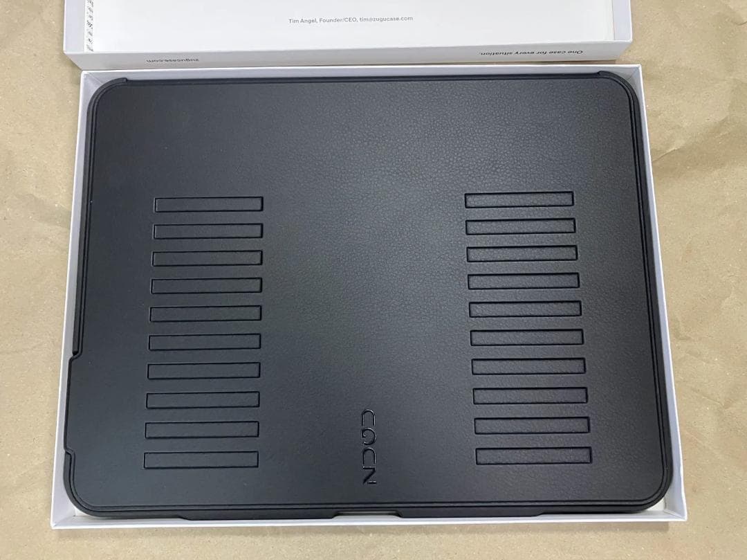 ZUGU CASE iPad Pro 13 インチ M4 / M5 ブラック
