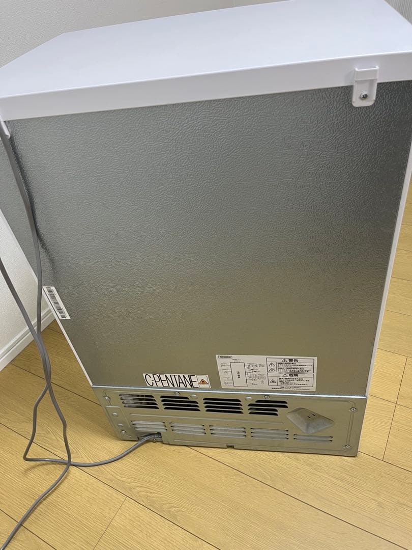 IUSN-7A-W 冷凍庫66L 2023年製