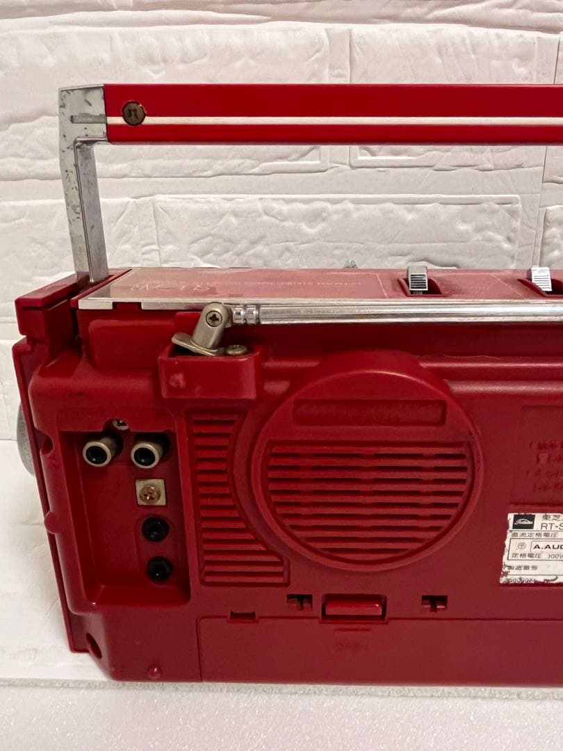 TOSHIBA 東芝　シュガーダブルラジカセ　昭和レトロ　赤 ジャンク品
