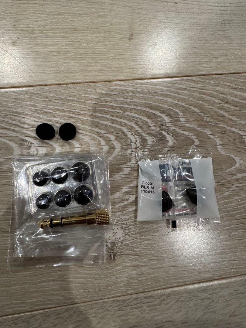 Audio-Technica ATH-E70イヤホン　AZLAおまけつき‼︎