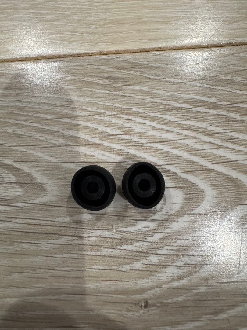 Audio-Technica ATH-E70イヤホン　AZLAおまけつき‼︎