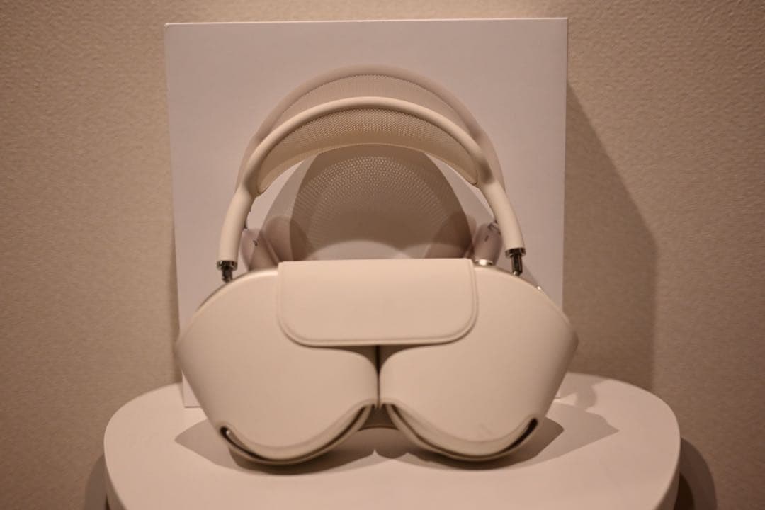 新色　AirPods MAX スターライトワイヤレスヘッドフォン 本体