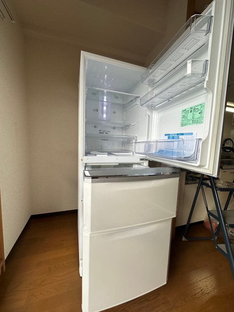 【美品】　【値下げ】三菱冷凍冷蔵庫 335L 3ドア MR-C34C-W