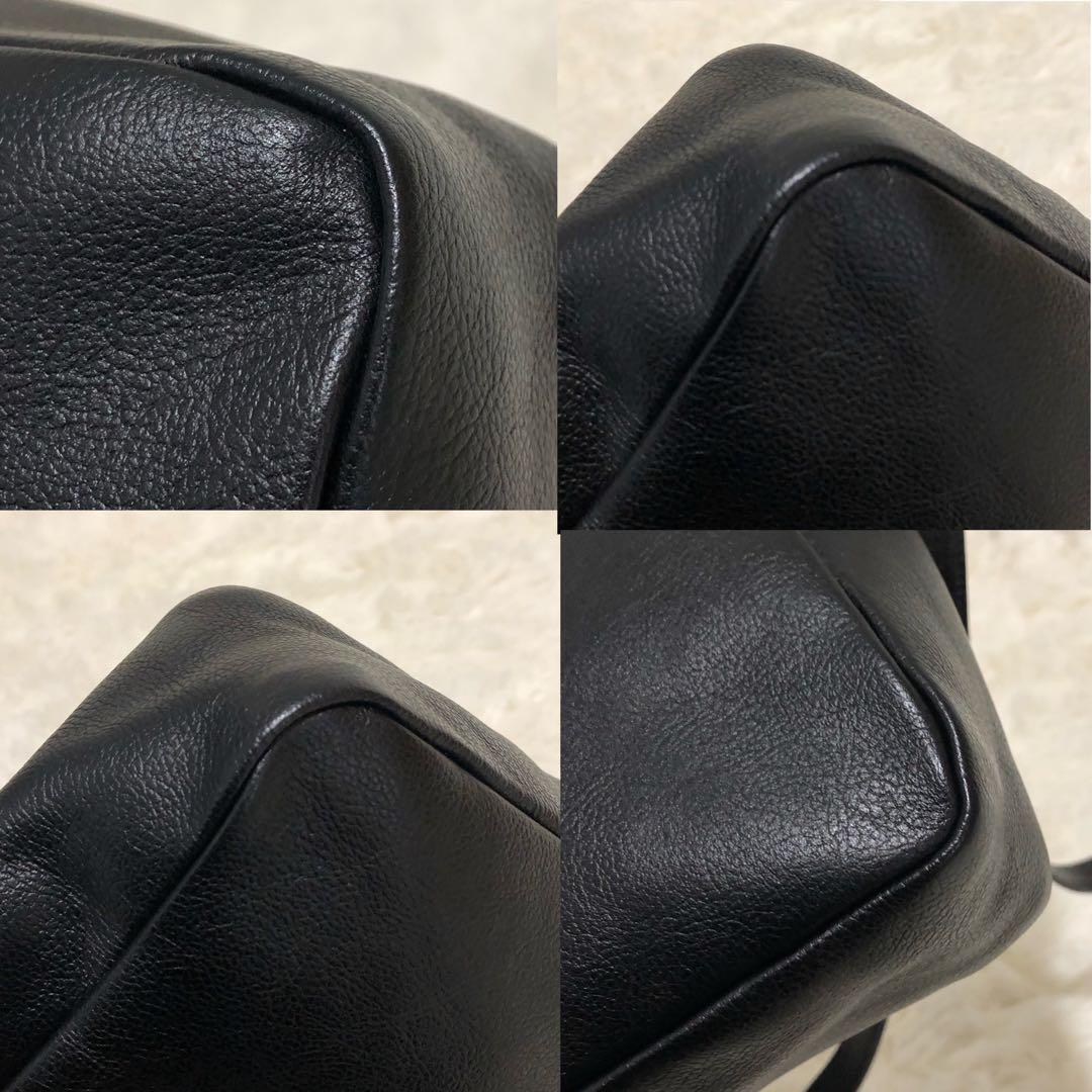 イルビゾンテ ショルダーバッグ　レザー ブラック