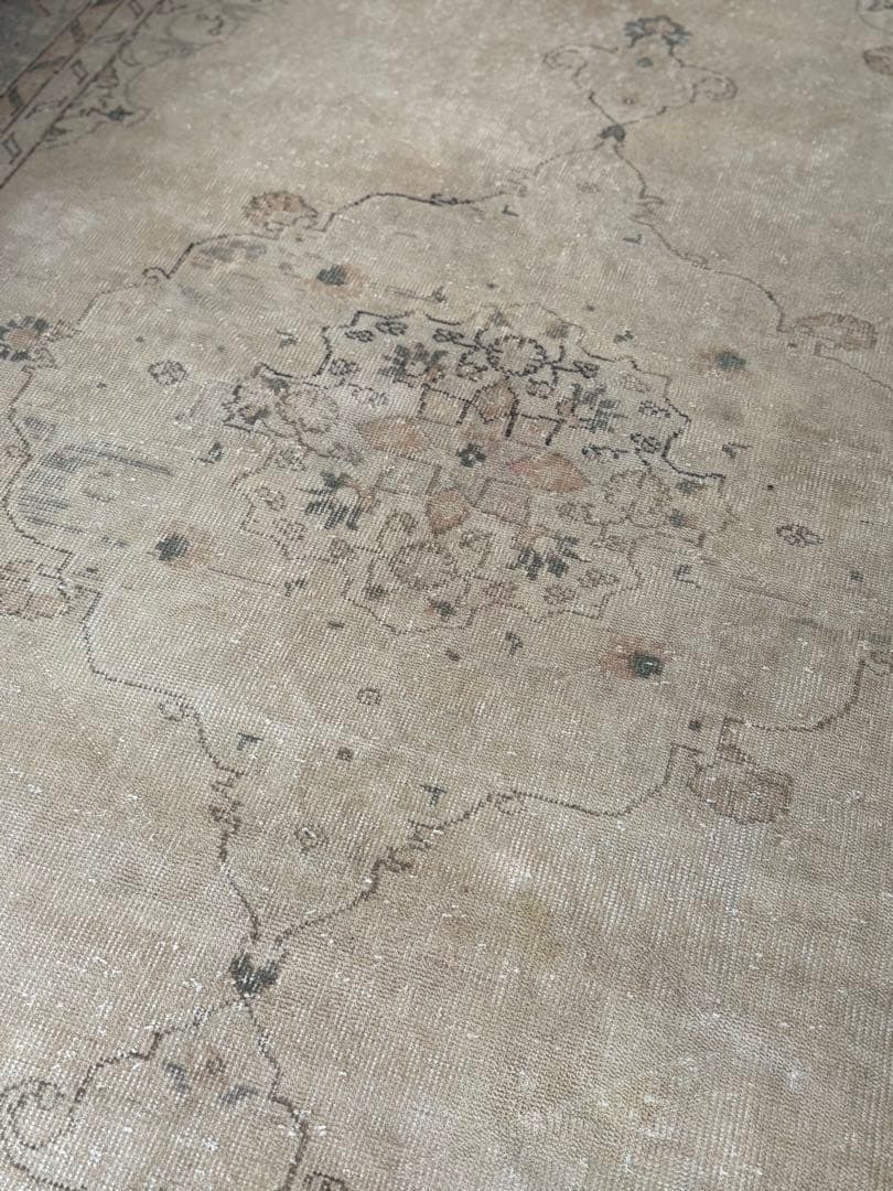 超大判　ヴィンテージラグ　オーバーダイ　オリエンタル　トルコ　ウシャク　ベージュ