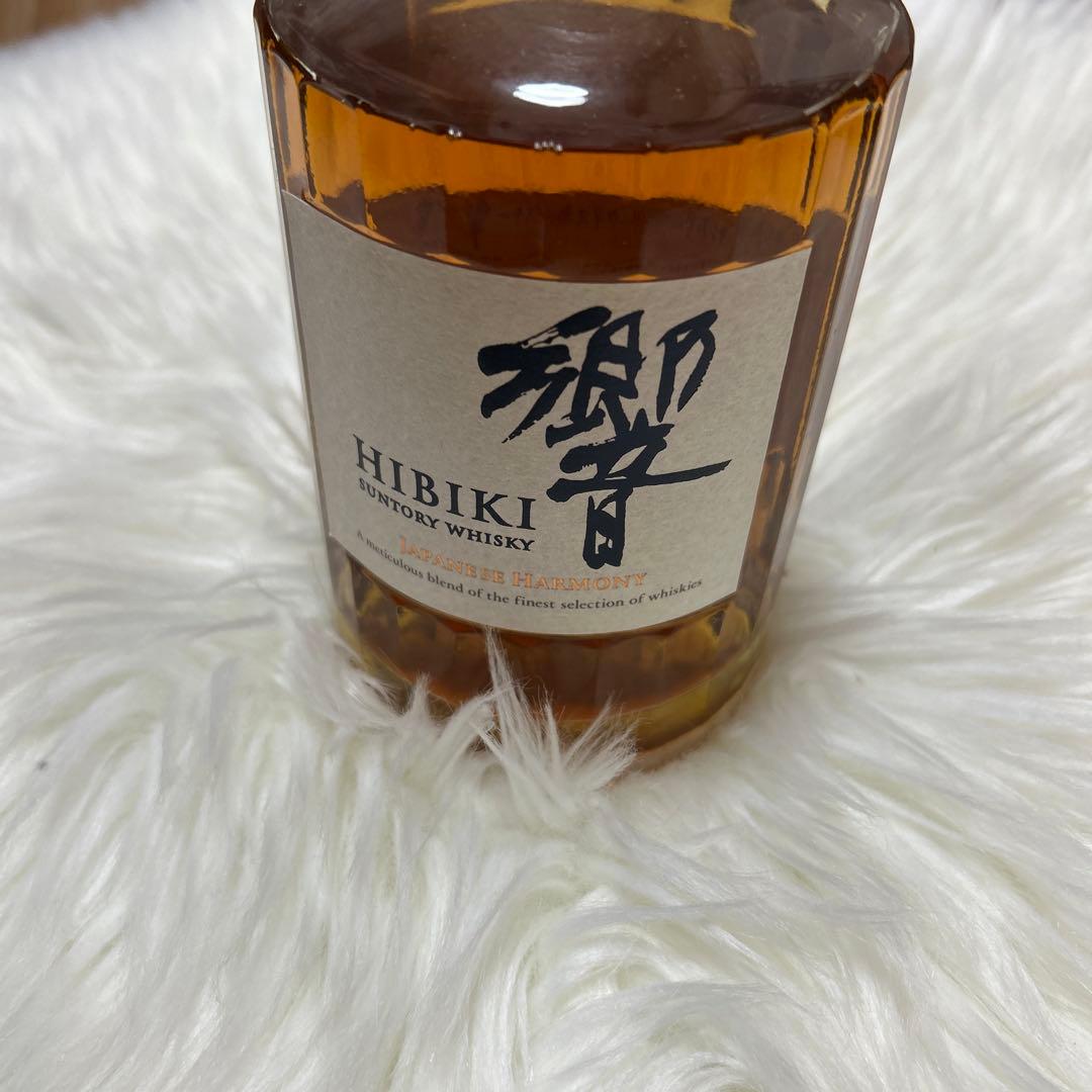 ウイスキー Hibiki Suntory Whisky 700ml 43%
