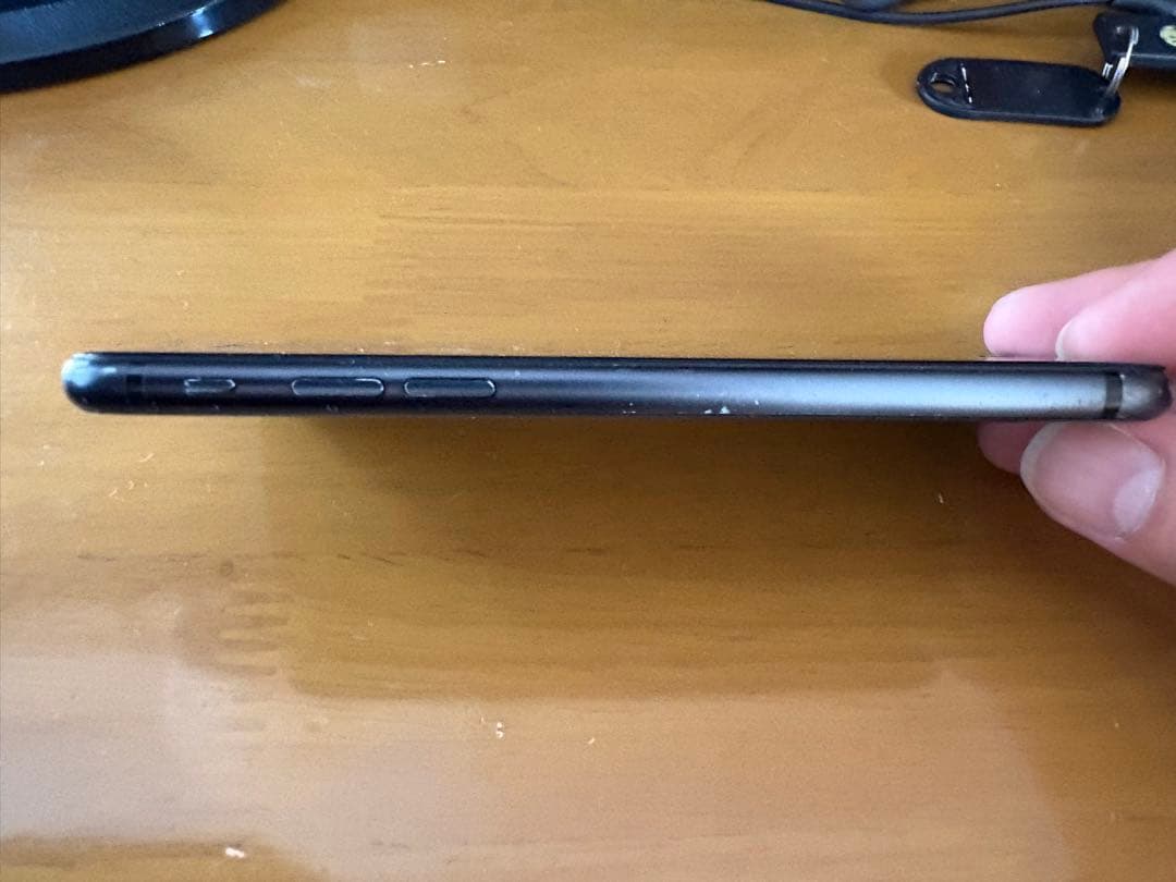 ぽ*よ様 iPhone SE （第2世代）