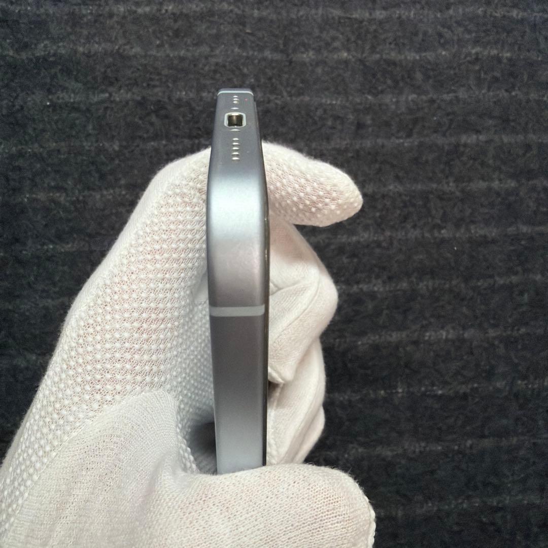 【美品】iPhone15 128GB ブルー（ホワイト） Appleストア購入品