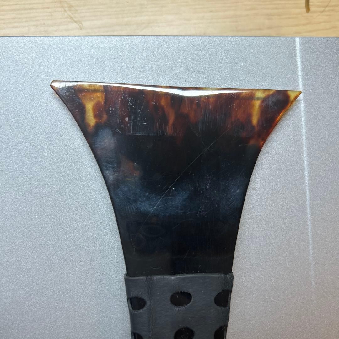 津軽三味線のべっ甲撥 ケース付き