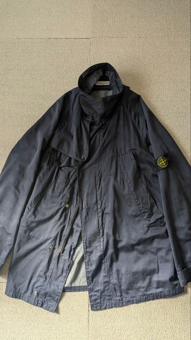 stone  RASO GOMMATO　トレンチコート