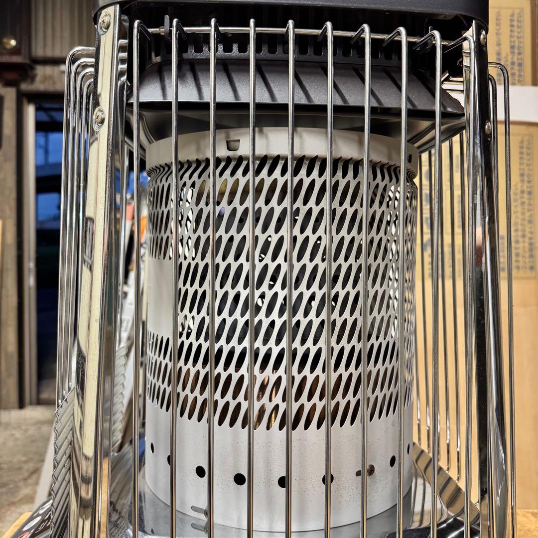 ①DAINICHI FM-196F ガスファンヒーター 円筒形 安全ガード付き