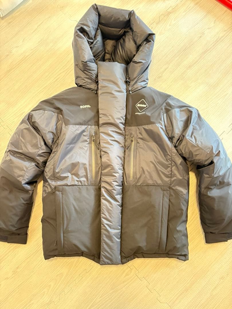 【美品】新作2025AW FCRB FIELD DOWN PARKA