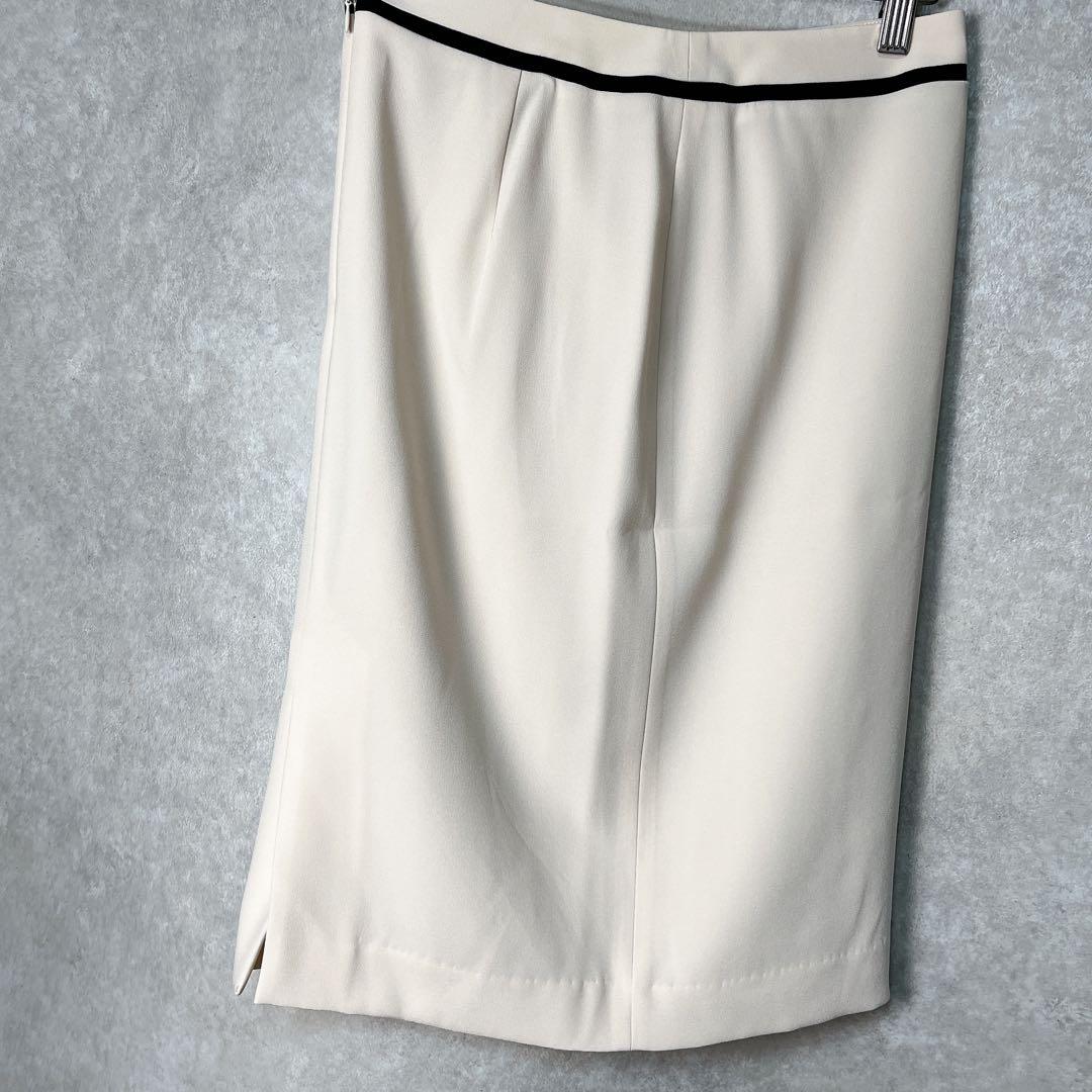 【美品】ベイジ セットアップノーカラー ジャケット CINDY シンディヌード