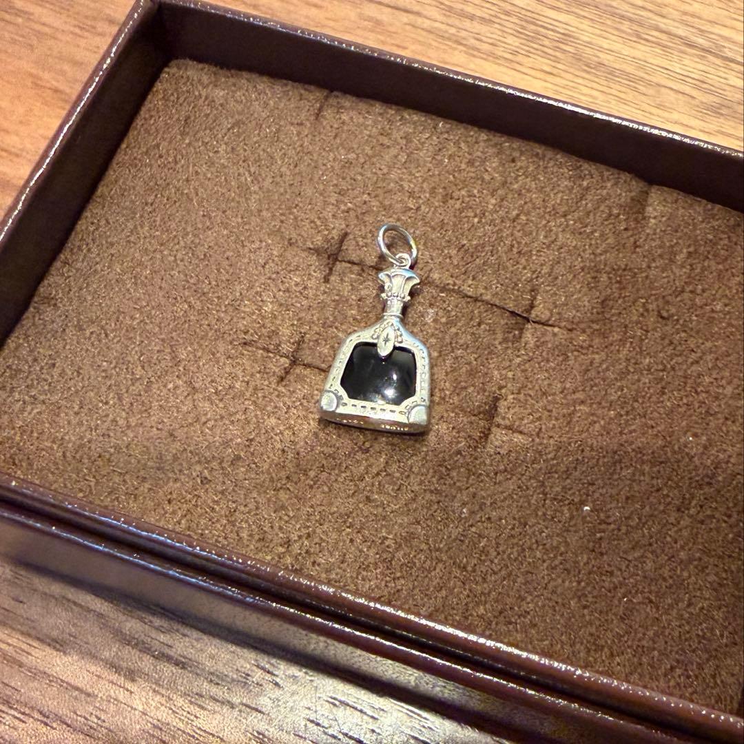 agete ネックレスチャーム