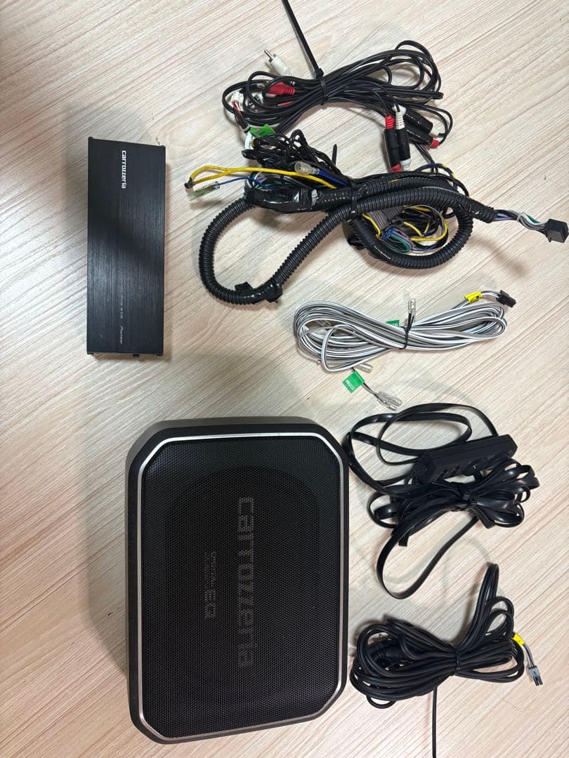 カロッツェリアTS-WX140DAウーファー パワーアンプGM-D1400-2